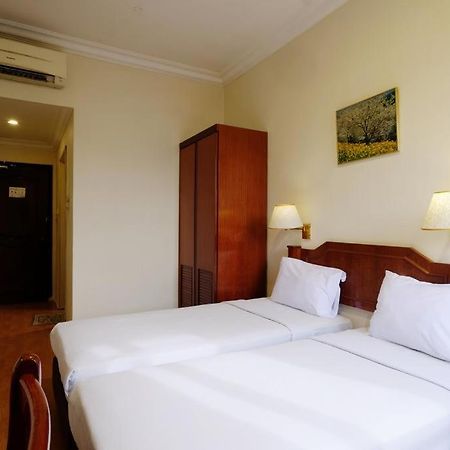 Hôtel White Sand à Agios Gordios  Extérieur photo